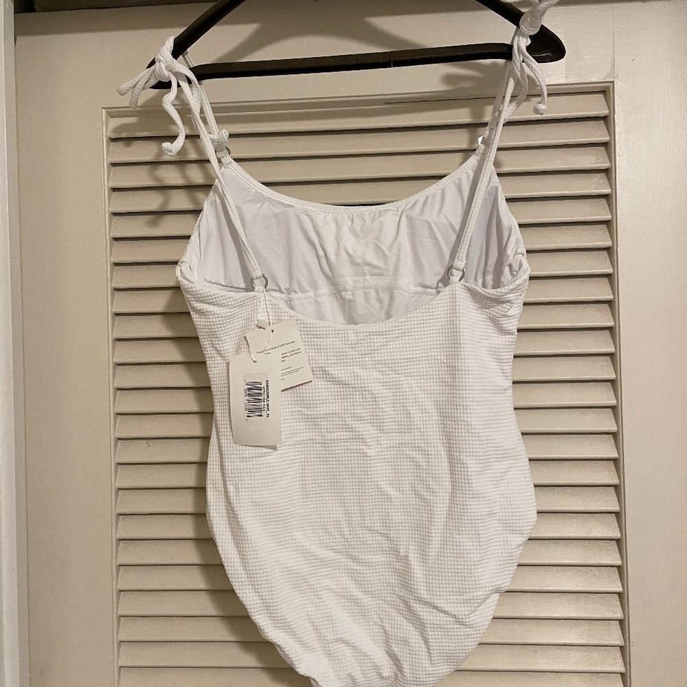 Dippin' Daisy's Astrid One Piece Swimsuit in White